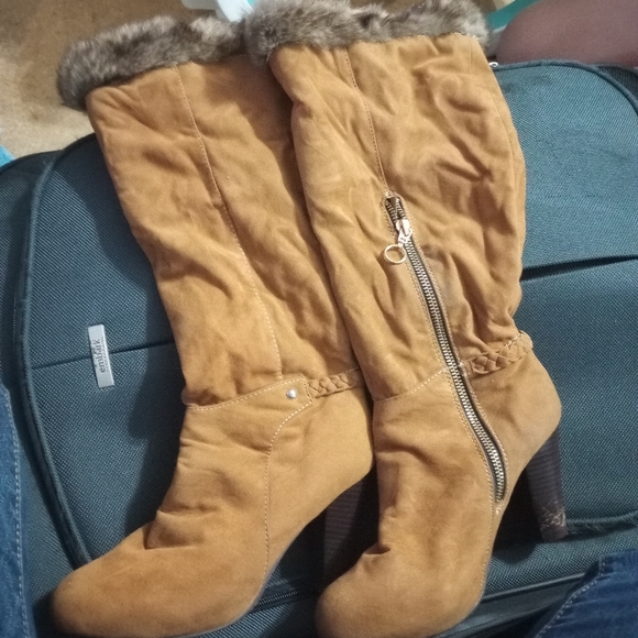 Heels and heels boots - Picture 3 of 3